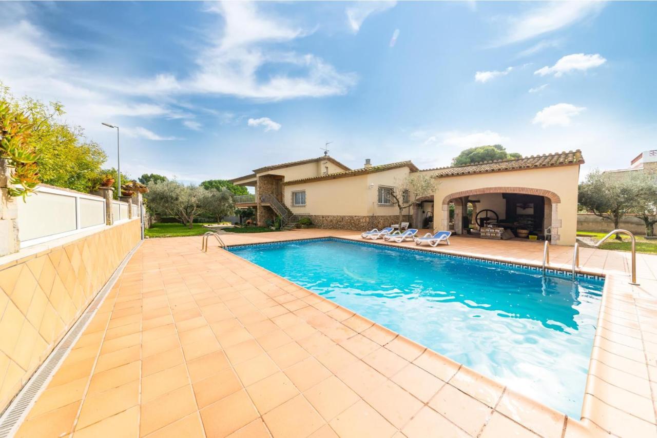 Villa Nuria L' Escala Екстериор снимка